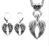 Biker Jewelry Ladies Angel Wing Heart Pendant Necklace Matching Earrings Set Stainless Steel SP98